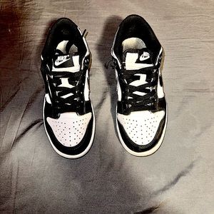 ‘Pandas’ Nike dunk lows